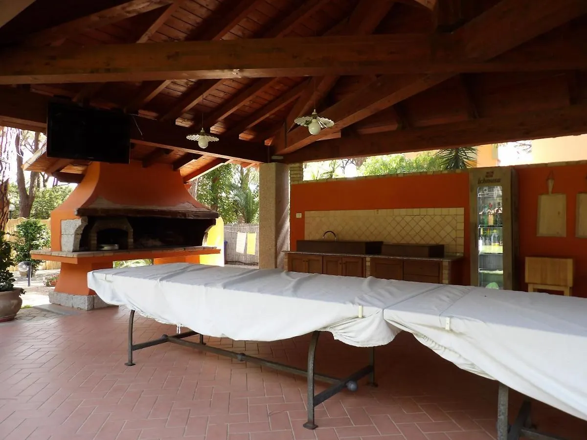 Le Due Tortore Home Holiday Fort Village 0*,  Italy